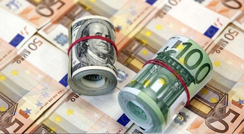 Türk lirası eriyor, dolar kuru tüm zamanların en yükseğinde