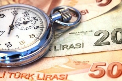 Türk Lirası mevduat hesaplarından alınan vergi oranı düşürüldü