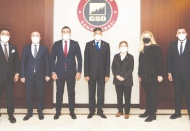 “Türk sanayicilere özel ekonomik bölge vermek istiyoruz”