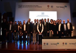 Türk Telekom, mülteci sorunları projelerine 50 bin lira ödül verdi