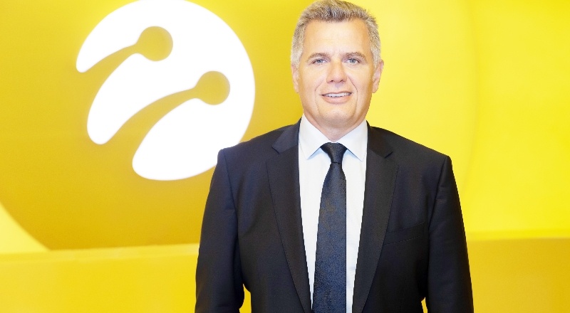 Turkcell, 24 ilde çocuklara özel kitap şenliği başlattığını duyurdu