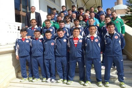 Türkiye Ampute Milli Futbol takımı 10 gündür Antalya&#8217;da sürdürdüğü kampı tamamladı