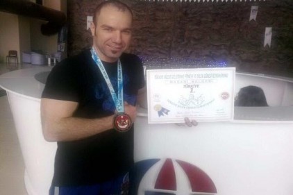 Türkiye Bilek Güreşi Şampiyonasında birinci oldu