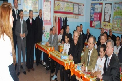 Türkiye de bir ilk &#8220;Hafta Sonu Okulu&#8221; açıldı 