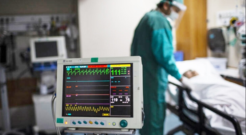 Türkiye, doğrudan ve dolaylı ölümlerle pandemideki birinci yılını 100 bin ölümle kapatıyor