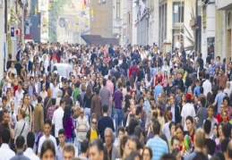 Türkiye gençleri dünyadaki akranlarını 1 yıl geriden izliyor