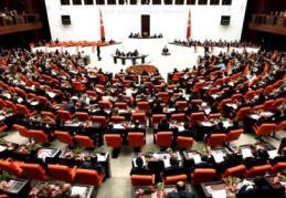 Türkiye genelinde 19 gazeteci ve yazar milletvekili seçildi