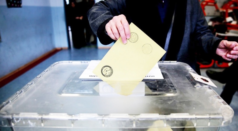 Türkiye genelinde tüm il ve ilçelerin seçim kurulları yenilenecek