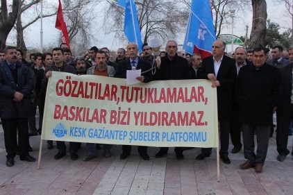 Türkiye hızla tek adam diktatörlüğüne sürükleniyor