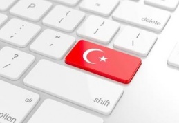 Türkiye internetten en çok akıllı telefon aldı