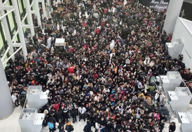 Türkiye, Kahramanmaraş merkezli 7,7 ve 7,6 büyüklüğündeki depremlerle sarsıldı