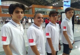 Türkiye Milli Coğrafya Takımı poster sunumunda ikinci oldu