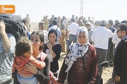 Türkiye sınırından ayrılan 2 bin Kobanili Kürt bölgesine ulaştı