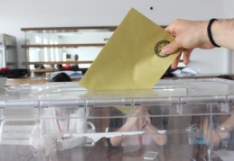 Türkiye, tarihinin en önemli seçimi için yarın sandık başına gidiyor