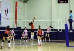 Türkiye Üniversiteler Voleybol 1.Lig Grup Birinciliği müsabakaları yapıldı