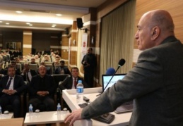 “Türkiye ve dünya ekonomisi 2017 değerlendirme ve 2018 konjonktürü”