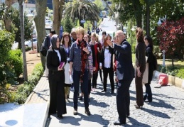 Türkiye yaşlı bakımında dünya standartlarında