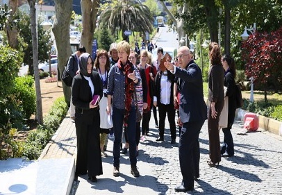 Türkiye yaşlı bakımında dünya standartlarında