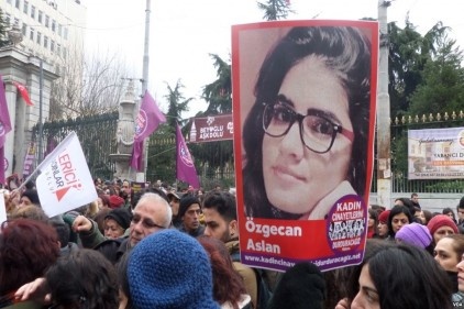 &#8220;Türkiye &#8216;Yasta Değil İsyanda&#8217;&#8221;