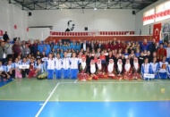 Türkiye Yıldız Kızlar Voleybol müsabakaları başladı