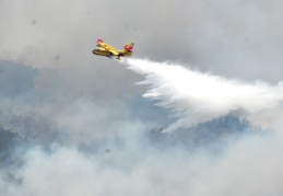 Türkiye, Yunanistan'a 2 yangın söndürme uçağı gönderiyor