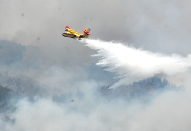 Türkiye, Yunanistan'a 2 yangın söndürme uçağı gönderiyor