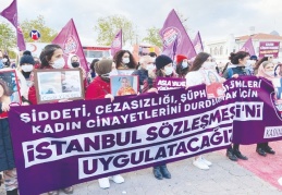 Türkiye'de kadınlar hem mutsuz, hem umutsuz