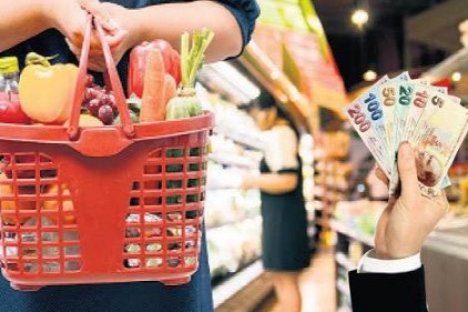 Türkiye&#8217;de bir kişi en çok harcama gıda ve konuta gitti