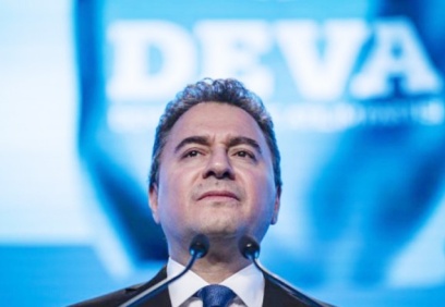 Türkiye’de üretilen Fransız markalı ürünler var. Onları da mı boykot edeceğiz?