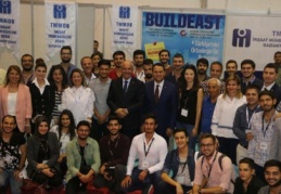 Türkiye’deki ulaştırma yatırımlarını anlattı