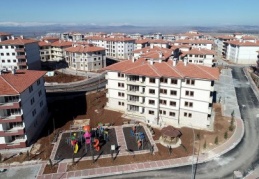 Türkiye'nin en büyük konut projesi 27 milyona mal oldu