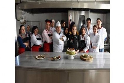 Türkiye’nin en iyi 10 yemek kursu arasına girdi