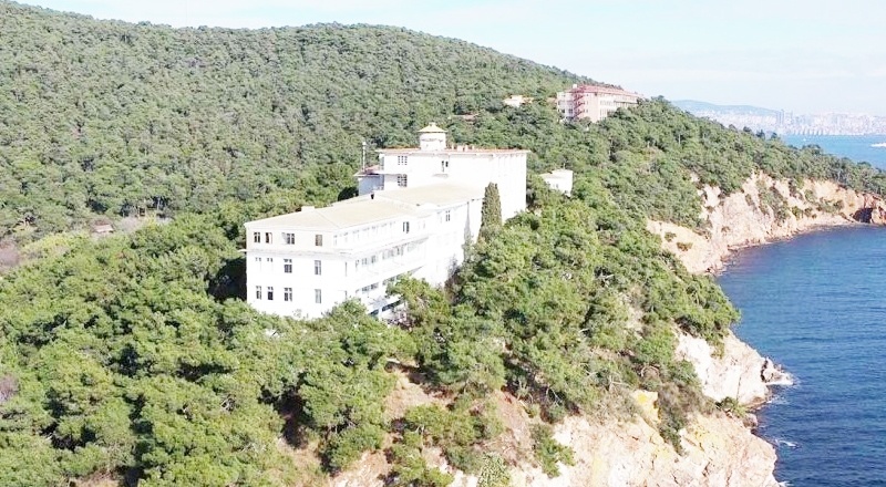 Türkiye'nin ilk pandemi hastanesinin arazisi Diyanet'e devredildi