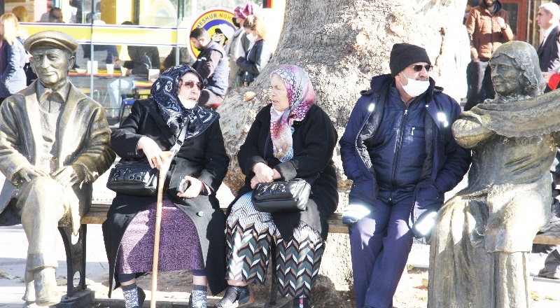 Türkiye'nin yaşlı nüfusu 8 milyon 245 bin 124 kişi oldu