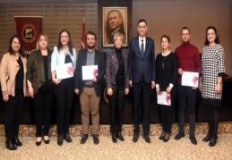 Türkiye’nin yükselip güçlenmesinde kadınlara büyük işler düşüyor 