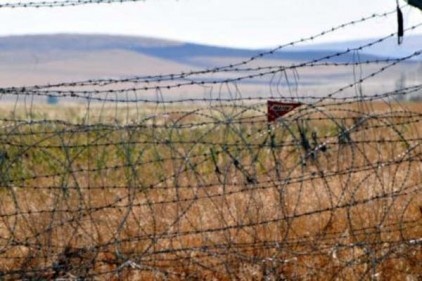 Türkiye&#8217;ye bin pompalı tüfek ile mühimmat sokacaklardı