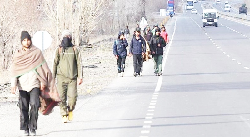 Türkiye'ye gelen göçmenler arasında Taliban üyeleri de var