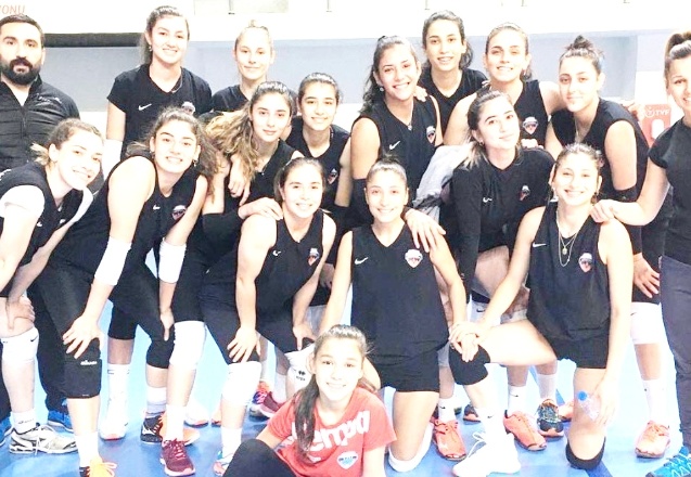 Turkuaz Seramik OSB Teknik Koleji Adam Voleybol’a 3-1 mağlup oldu