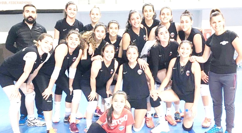 Turkuaz Seramik OSB Teknik Koleji Adam Voleybol’a 3-1 mağlup oldu