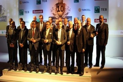Turna ödül aldı