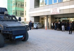 Tutuklu 5 asker tahliye edildi 