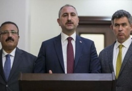 Tutuklunun olduğu dosyalar hariç duruşmalar ertelendi 