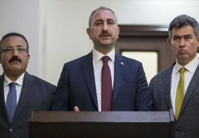 Tutuklunun olduğu dosyalar hariç duruşmalar ertelendi 