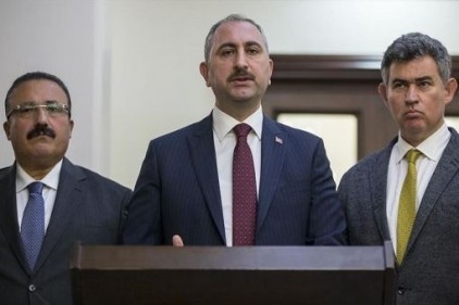Tutuklunun olduğu dosyalar hariç duruşmalar ertelendi 