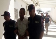 Üç kişi tutuklandı