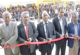 Üç minareli cami açıldı