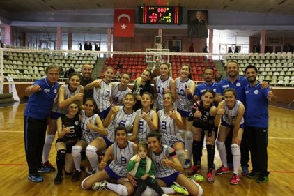 ÜÇ SEZONDUR MAÇ KAYBETMEYEN MERİNOSSPOR YENİ TRASFERLERLE DAHA DA GÜÇLENECEK