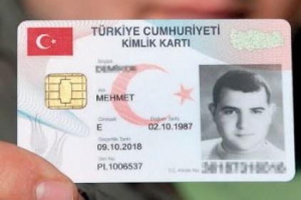 Üç yıl içinde elektronik kimliği olmayan kalmayacak