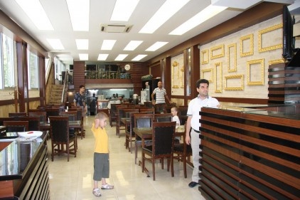Üçler, Antep&#8217;in ilk fırınlı lokantası 