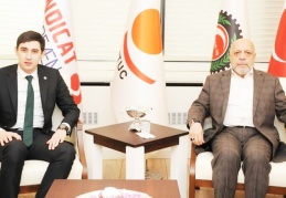 Ücretlerin, asgari ücrete tekabül eden kısmı vergiden muaf olmalı